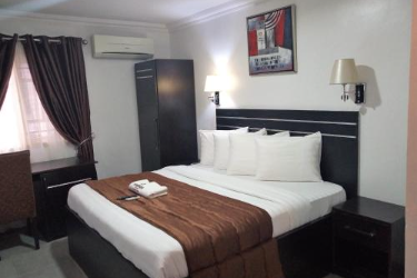 Executive_Royal image